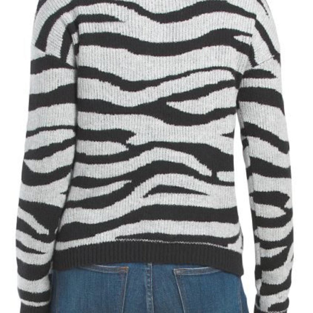 Christian Soriano Sweater - Picture 2 of 3